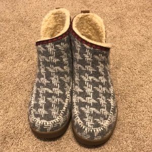 Sanuk Booties NWOT